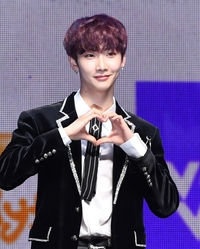 ‘불안 증세’ 활동 중단 베리베리 호영, 컴백 함께 못하고 11월 27일 사회복무요원 입대(전문)