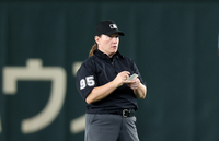 ‘한일전 오심’ 여성 심판이라서 했다고?…논점은 ‘젠더’가 아니다 [SS이슈]