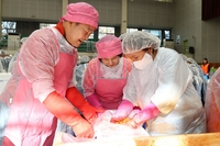 김성제“정성 들여 김장김치 담근 자원봉사자들께 감사드린다”