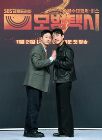 [포토]‘모범택시3’ 배유람-장혁진, ‘주임’들의 환상 호흡