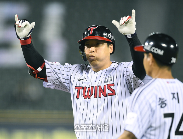 두산, 정말 김현수가 꼭 필요할까?→박찬호와 분명 다른 느낌...자칫하다 팀컬러 '화수분'을 잃는다 [SS포커스]