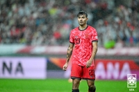 공수 모두 존재감 ‘제로’…5경기째 ‘경쟁력’ 증명 못 한 ‘혼혈’ 카스트로프, WC 본선행도 ‘불확실’