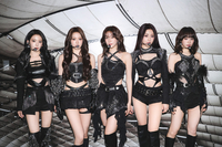 르세라핌, 도쿄돔 강타!...일본 5대 스포츠지 1면 ‘EASY CRAZY HOT’ 열풍 보도