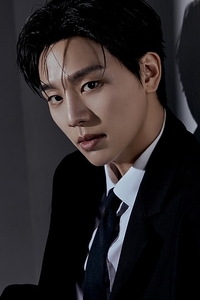 금수저 인턴된 김우석, 김지원의 연하남 변신(‘닥터X’)