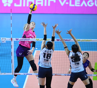 [포토] 레베카 ‘강력하게’