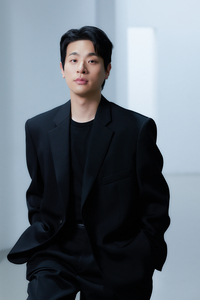 박정민, 전 연인과 재결합 했다…화사와 청룡영화제 무대서 연인 케미 폭발