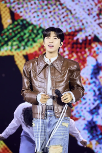 임영웅, 하늘빛으로 서울 물들인다…오늘(21) KSPO 돔 6회 공연 시작