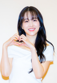 ‘메노킨 여신’ 박보영, 화이트 톤온톤 룩으로 완성한 청순 여신 비주얼! [이주상의 e파인더]