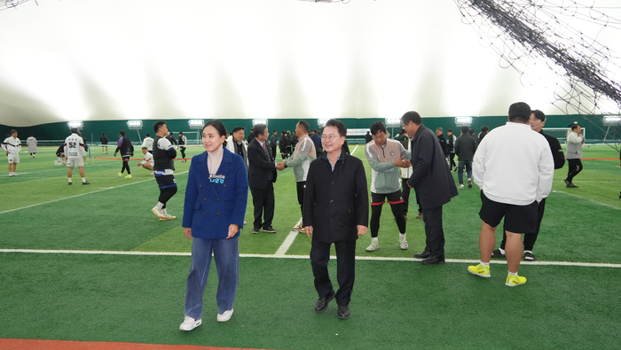 육동한 시장, 춘천시장배 족구대회 참석