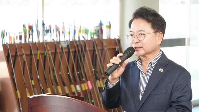 육동한 시장, 춘천시궁도협회장배 활쏘기 대회 참석