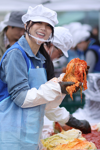 박하선 ‘김치의 미래’ 세계에 알린다…발효음식에서 바이오·의료·화장품까지, 이제는 ‘슈퍼푸드 산업’