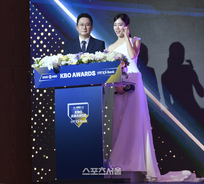 [포토] KBO 시상식 MC 김민수-노윤주 아나운서