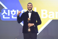 [포토] 파이팅 외치는 MVP 폰세