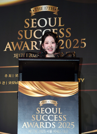 [포토]K트로트대상 수상 소감 밝히는 오유진