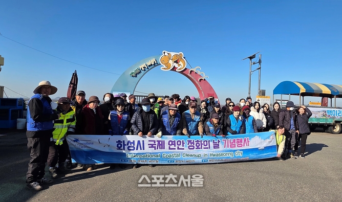 경과원, 올해 해양정화 활동 ‘성료’...쓰레기 5톤 수거