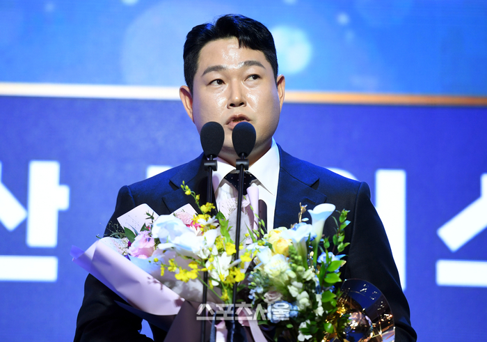 [포토] 두산 양의지, 타율상 수상