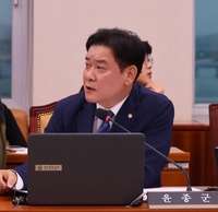 윤종군, ‘공동사업자·업무대행사 임직원 친족’... 지주택 조합 임원 금지!