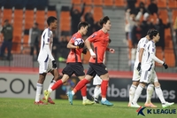 허탈한 전반 3실점…강원, ‘나상호-오세훈 활약’ 마치다에 1-3 아쉬운 패배[현장리뷰]