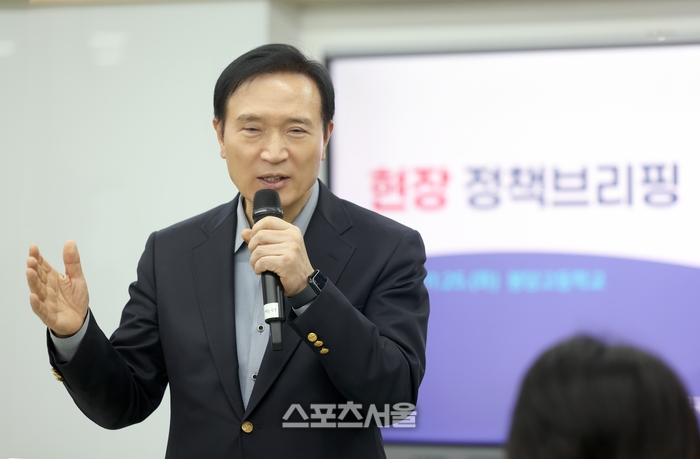 임태희 “인공지능 서․논술형 평가시스템으로 미래 대학입시 개혁 준비”