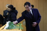 [포토] 영결식 헌화하는 박상원