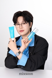 K-뷰티 브랜드 믹순, ‘엄지훈’ 히알레배 라인의 새로운 모델로 발탁