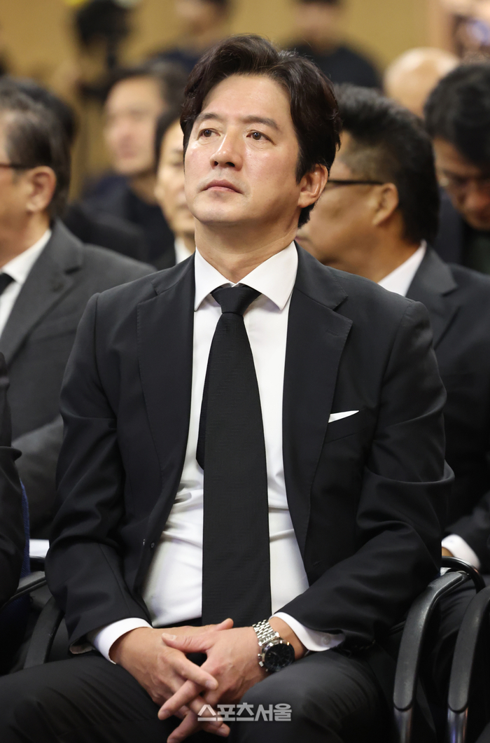 [포토] 고(故) 이순재 애도하는 정준호