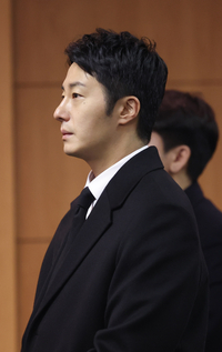 [포토] 고(故) 이순재 배웅하는 정일우