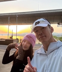 뉴진스 다니엘, 해 뜨기전 8㎞ 달렸다…‘근성 만렙’ 내년엔 풀코스 도전!