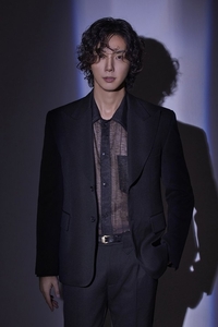 “호구도기, 이대로 끝?” 이제훈, 윤시윤 아지트 납치…살얼음판 대치(‘모범택시’)