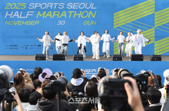 [포토]사이커스, 스포츠서울 하프마라톤 분위기 UP!