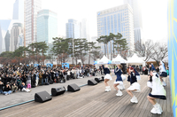 [포토]세이마이네임, 스포츠서울 하프마라톤 축하 공연