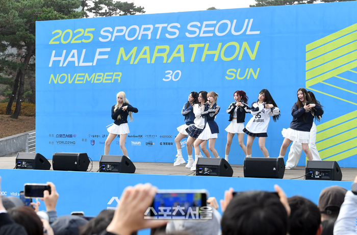 [포토]세이마이네임, 분위기를 더 뜨겁게!