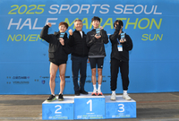 [포토]스포츠서울 하프마라톤, 남자 10km 수상자들
