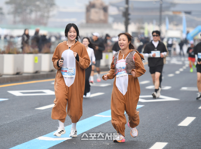 [포토] 사슴 복장의 이색 참가자