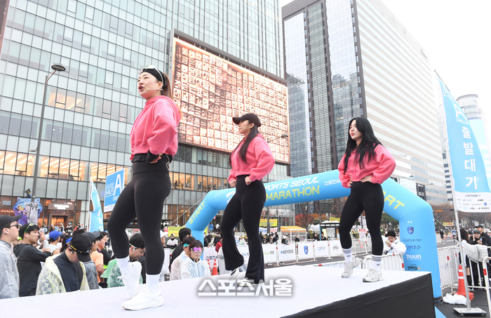 [포토]스포츠서울 하프마라톤, 다 함께 워밍업!