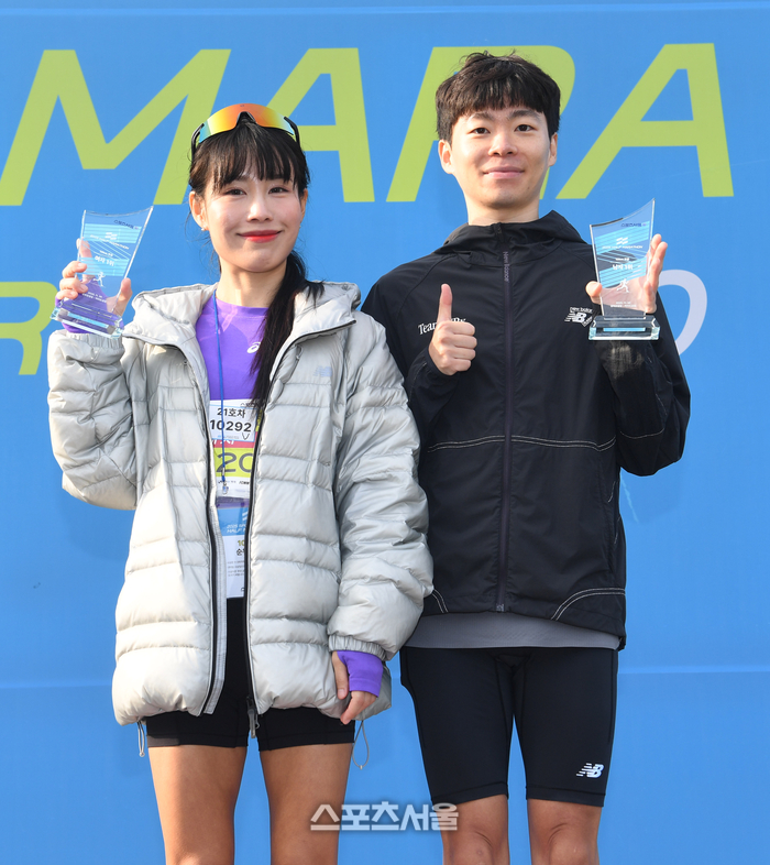 [포토]스포츠서울 하프마라톤, 남녀 10km 1위의 주인공