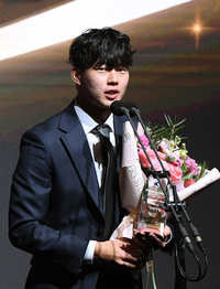 [포토]K리그2 영플레이어상 수상한 인천 박승호