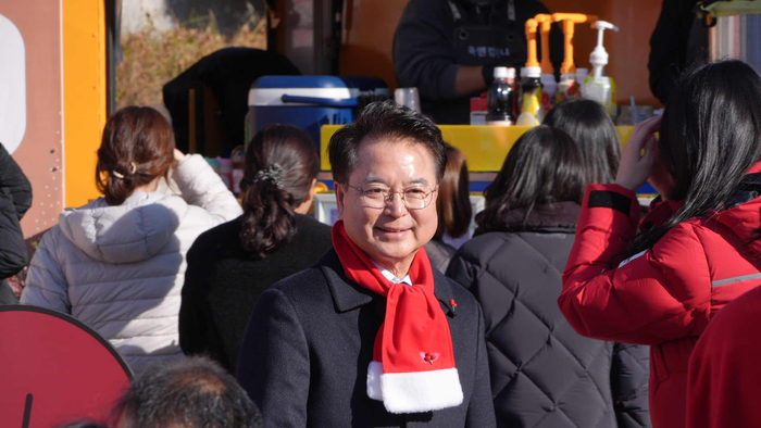 춘천시, 사랑의 온도탑 제막식