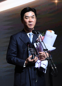 [포토]인천 유나이티드 윤정환 감독, K리그2 감독상