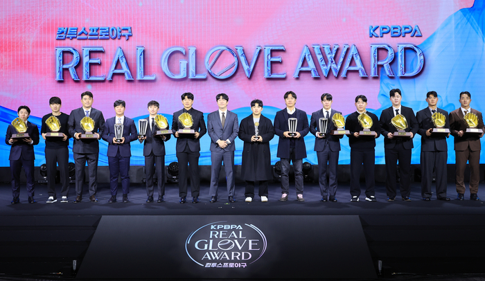 “동료가 직접 인정한 최고의 상” 미리 보는 GG? 리얼글러브 수상자들은 왜 다들 ‘뜻’ 깊어할까 [SS현장]