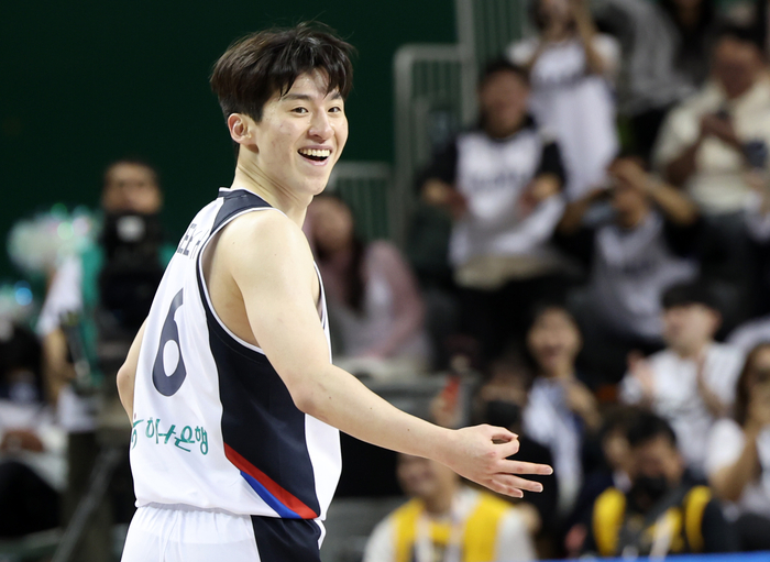 ‘이정현-이현중 44점 합작’ 한국 男농구, 만리장성 또 넘었다…12년 만에 중국전 ‘2연승’[SS원주in]