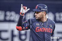 롯데, ‘효자 외인’ 레이예스와 내년 동행 ‘유력’…감보아는 절반, 외인 구성이 내년 성적 가른다 [SS포커스]