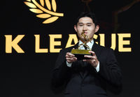 “독일 실패는 보약 됐다” K리그 최고 별 우뚝 이동경, 이젠 월드컵+유럽 재진출 ‘다시 큰 미래 그리다’ [K리그 시상식 현장]