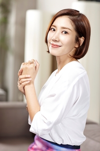 유호정, KBS ‘사랑을 처방해 드립니다’로 11년만 안방극장 컴백[공식]