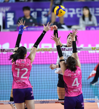 [포토] 강소휘 ‘살짝~’