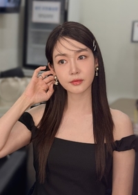 ‘성유리 에디션’ 7개월만에 왜 접었나…여론·성적·남편 논란 한꺼번에 작용?