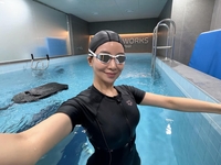 윤세아, 수모+물안경 쓰고 ‘열혈 수영’… 화려함 뺀 수수한 민낯