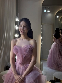 ‘10kg 감량’ 안은진, 핑크 드레스 입고 ‘여신 강림’…비주얼 미쳤다