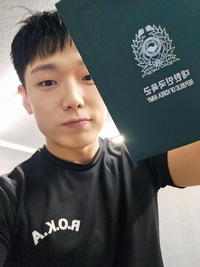 ‘애 아빠’ 아이콘 바비, 지난 3일 전역…컴백 시동