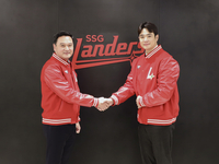 [공식] ‘속전속결’ SSG, 김재환과 2년 총액 22억원 계약…“팀 OPS 강화 위해”